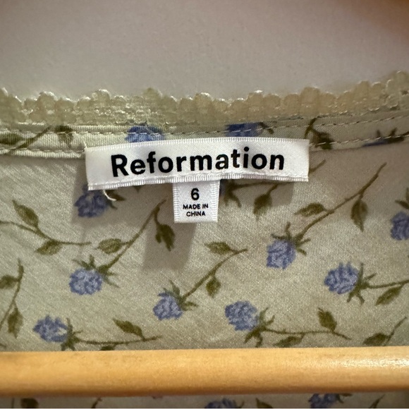 Reformation Cherry top in Cornelia - Picture 4 of 5